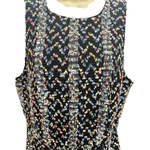 Elliatt Ada Chevron Back Side Slit Dress in Multi NWT Size XL - Picture 4 of 10